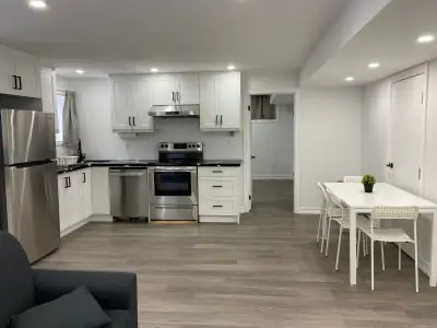 LEGAL 1 BEDROOM, 1 BATHROOM BASEMENT APARTMENT FOR RENT – STOUFFVILLE (L4A 4V7) Bright, 2-year-old l...