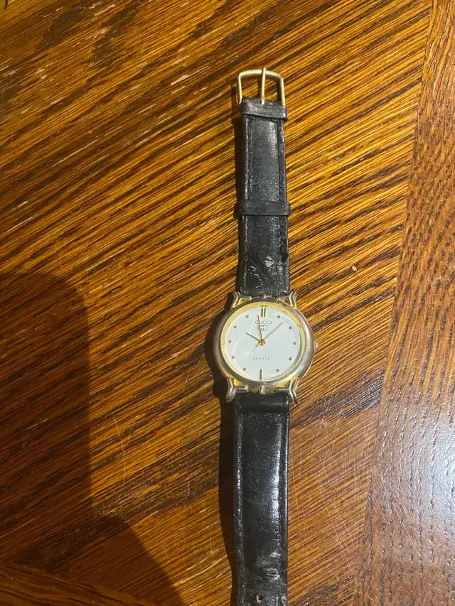 Vintage Women’s Gucci Watches 63347540000131122