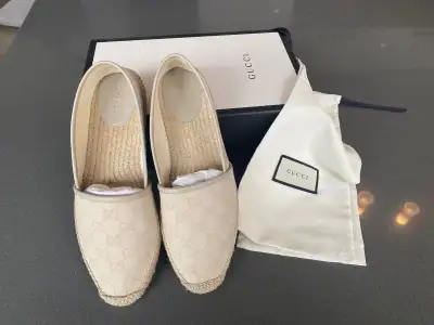 Chaussures femmes GUCCI taille 10, View more