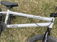 Capix bmx bike