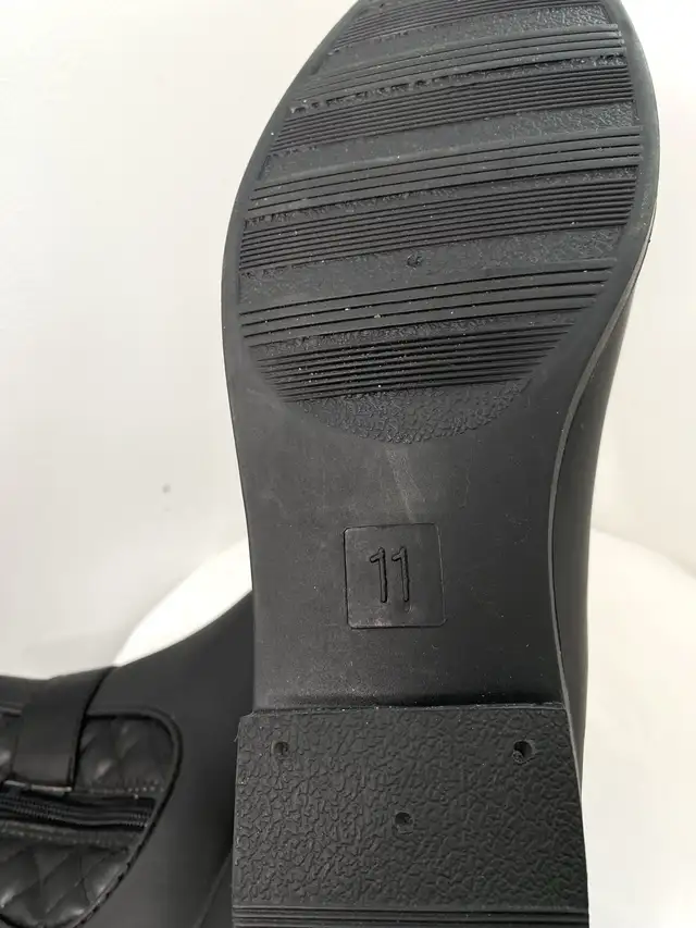 Women’s Boots  in Women's - Shoes in Kitchener / Waterloo - Image 6