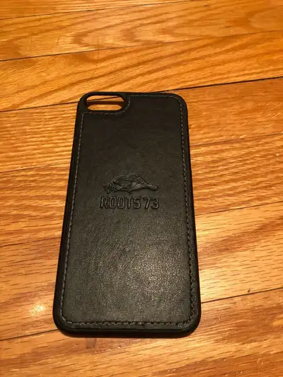Genuine Leather Roots 73 Phone Case for IPhone 7/8 In good condition Pickup near Dufferin and Steele...