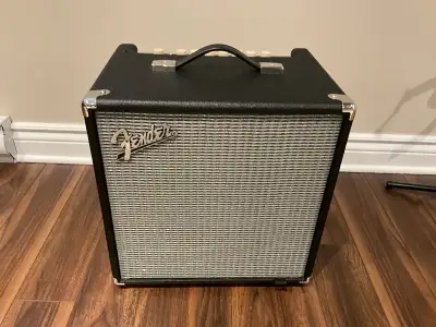 Amplificateur de basse Fender Rumble 40, View more