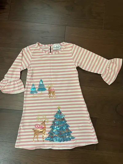 Girl sequin Christmas dress size 7-8, View more