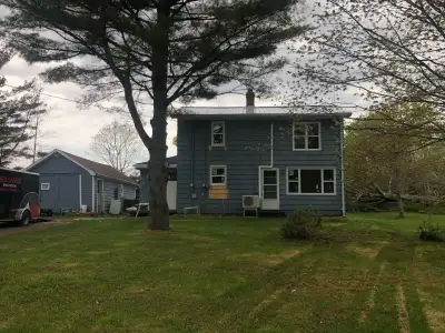 Newly Renovated 2-Bedroom Upper Level Duplex - Available March 1st Discover the comfort of this newl...