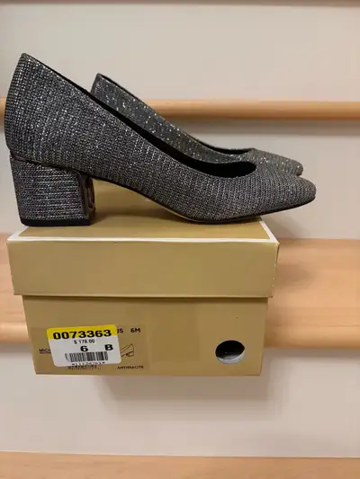 Chaussures Michael Kors brillantes argentée Gr 6 neuves, View more