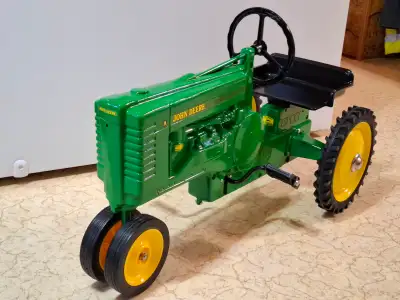 John Deere A Pedal Tractor (1999), View more