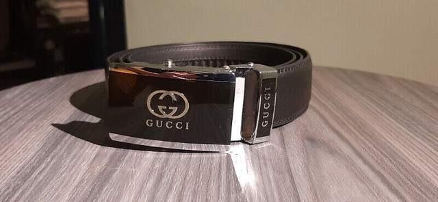 Gucci Leather belt black Grip Auto Lock Buckle dans Hommes  à Ville de Montréal - Image 3