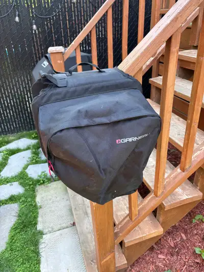 Sacoche  imperméable Louis Garneau, View more