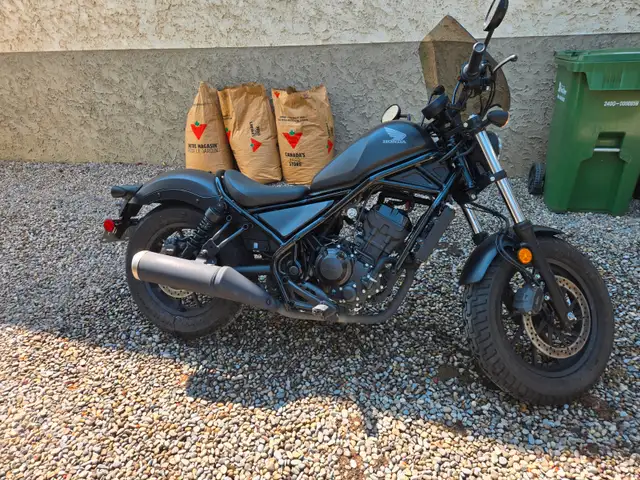 2022 honda rebel 300 in Street, Cruisers & Choppers in Red Deer - Image 3