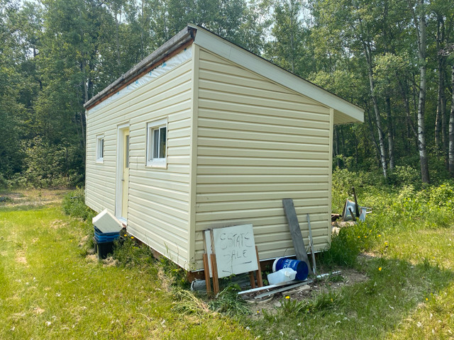 Large Storage Shed/Building in Martinique - Image 2