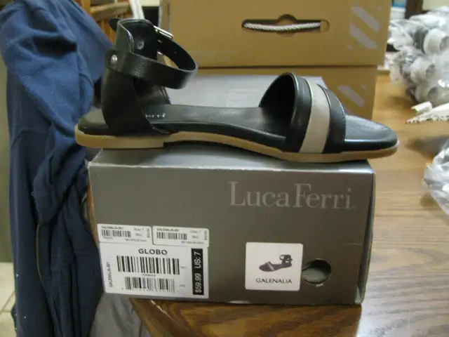 LUCA FERRI FOOTWEAR in Women's - Shoes in Norfolk County - Image 10