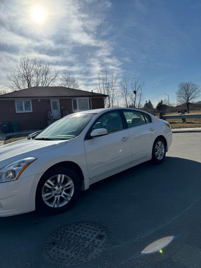 NISSAN ALTIMA 2010 for SALE in Cars & Trucks in Mississauga / Peel Region - Image 2