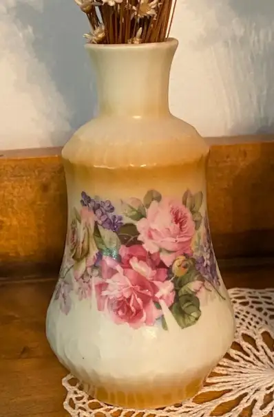 Antique Austrian Vases (2 ) Beige with Honey-coloured Trim 1920s in Arts & Collectibles in Calgary - Image 4