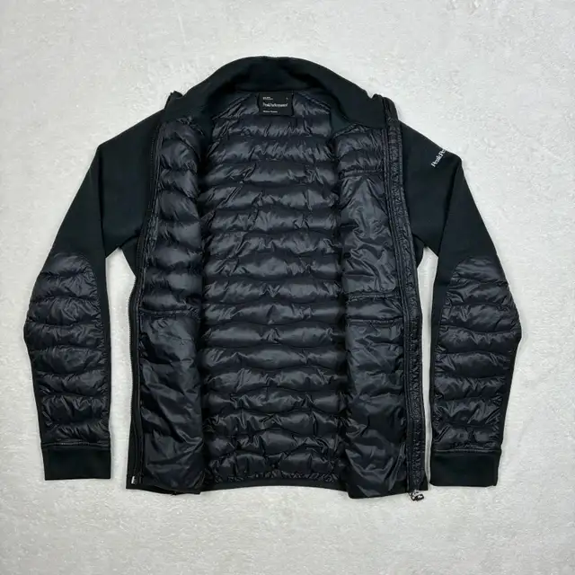 Peak Performance Helium Hybrid Down Jacket - Women's Size Large in Women's - Tops & Outerwear in Edmonton - Image 7