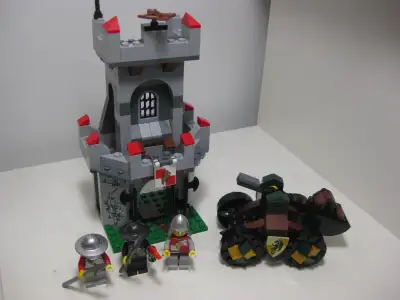 Lego Castle Outpost Attack (complete), View more