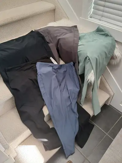 FREE women xxl pants  new, View more