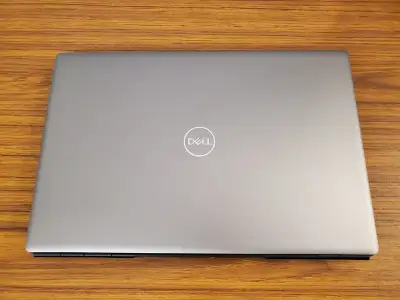 Dell Precision 7750 (i5-10400H/16gb/512gb SSD), View more