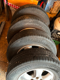 4 pneus été sur mag Hyundai - 225/70 R16