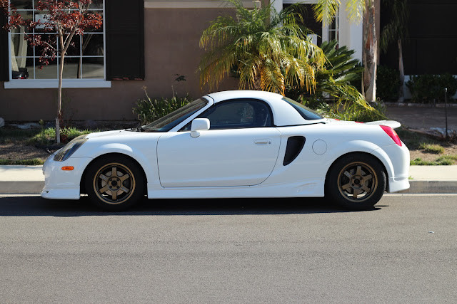 Recherche Toyota Mr2 Spyder / Looking for Toyota Mr-S dans Autos et camions  à Laval/Rive Nord