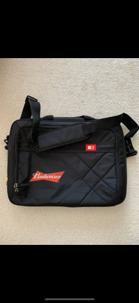 16 Inch Laptop/Tablet Bag
