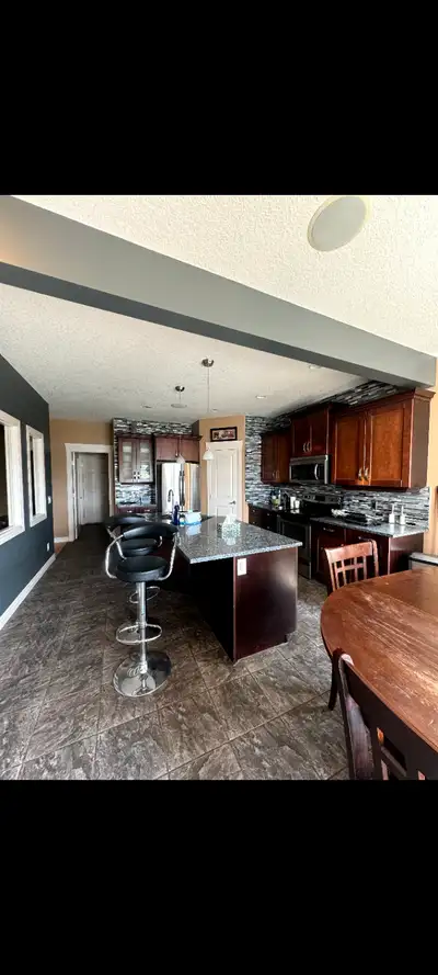 Looking for roommate for July 1!