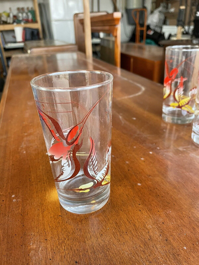 Vintage glasses  in Arts & Collectibles in Woodstock - Image 2