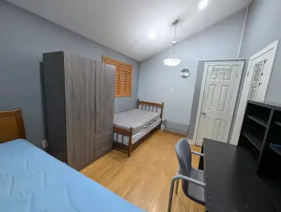 Shared room for rent on main floor for girl