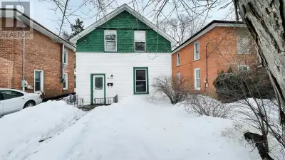 1 Room Available Year Lease From May 1st, 2026 to April 30th, 2027. Trent University Bus Stop Outsid...