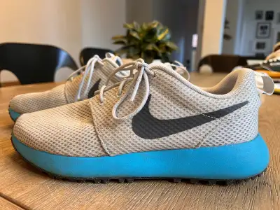 Nike Youth Golf Shoes- size 5.0, View more