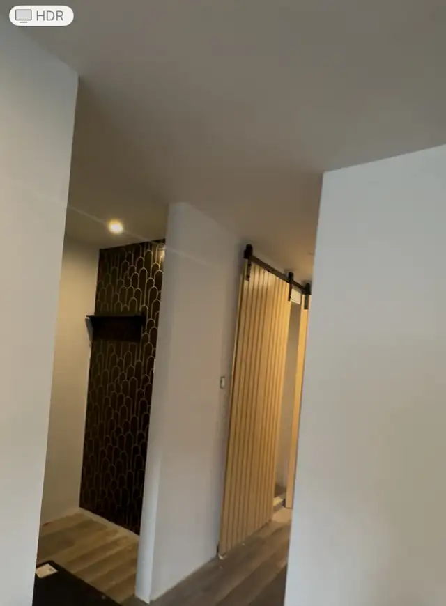 3 1/2 tout inclus, pas escalier à prendre, bus, centre d'achat in Long Term Rentals in City of Montréal - Image 4