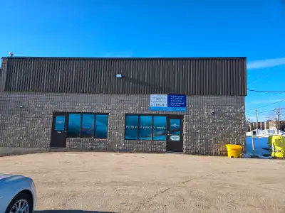 Do not go to the location without an appointment with the property manager. Excellent 4000 sf space...