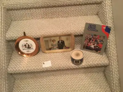 Queens Silver Jubilee, 1977 collectibles, View more