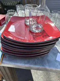Plates and glasses 