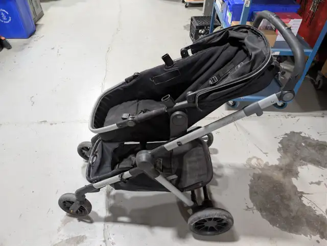 evenflo Expland Baby Stroller - USED - in Strollers, Carriers & Car Seats in City of Toronto - Image 4