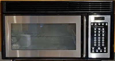 Micro-ondes à hotte intégrée de marque Frigidaire Gallery, View more