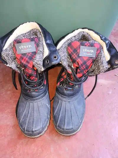 Storm by Cougar Boots Women's Size 8/9, View more