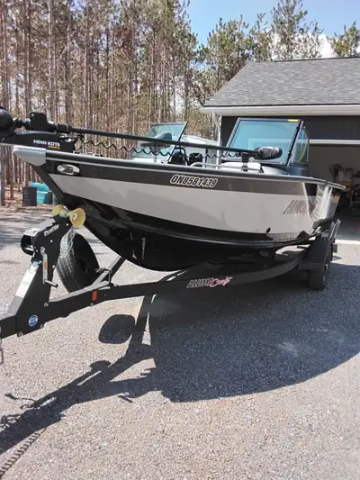 2022 Alumacraft Trophy 185. Beauitful boat , great for the whole family. Comes with Minkota troling...