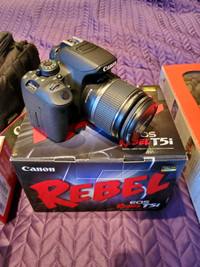 Fs: Canon T5i rebel * mint condition * NEW PRICE !!!
