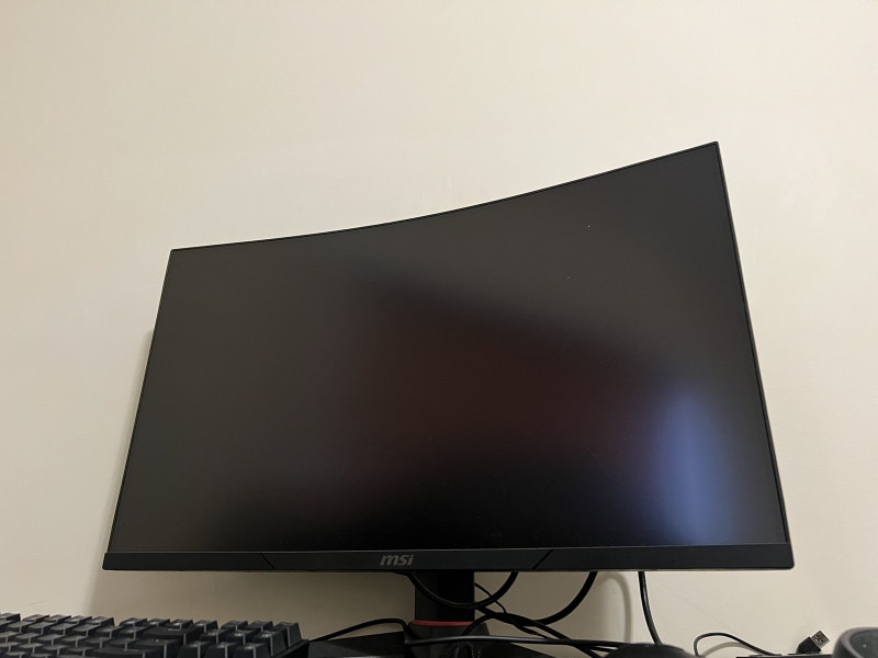 27 inch 165 hz curved msi gaming monitor Monitors Kitchener