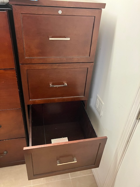 Mint 4 drawer wooden office filing cabinet in Other in City of Toronto - Image 3