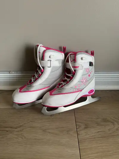 Vic kids skates - size 2, View more