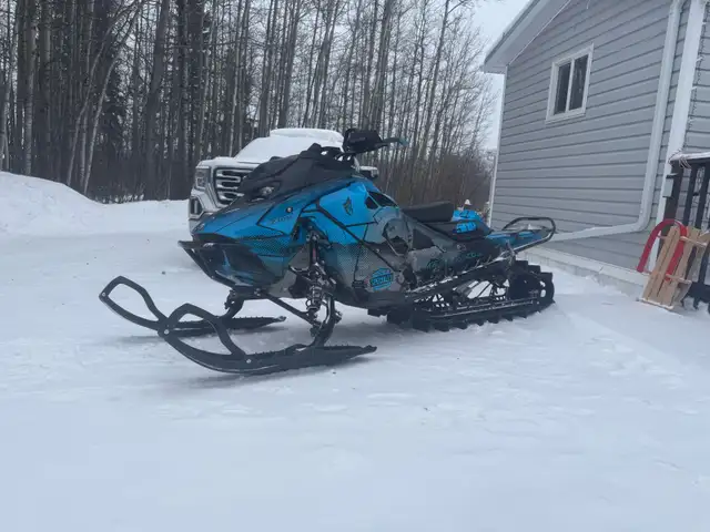 2023 summit expert 154 turbo  in Snowmobiles in St. Albert - Image 4