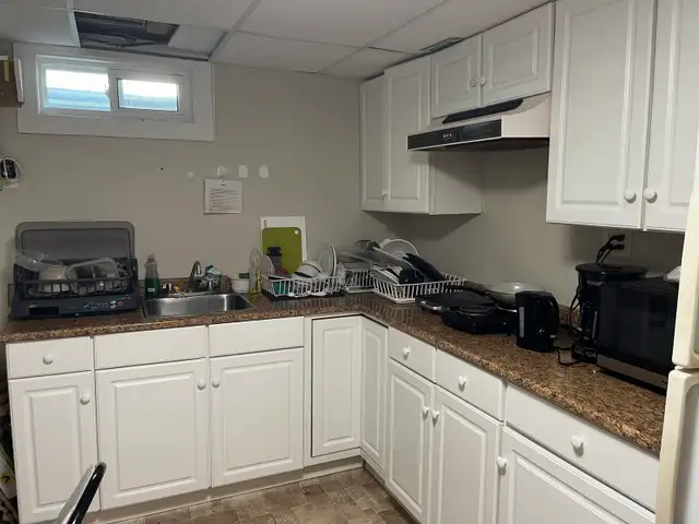 Basement Room for Rent in Long Term Rentals in Regina - Image 10