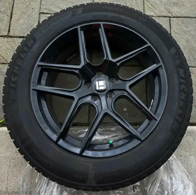 Michelin X-ICE Snow tires with the amazing Touren wheels. Dimension - 265/50 R20. Bolt pattern is 5...