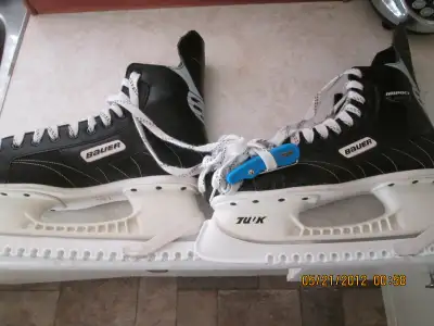 Bauer men's skates, IMPACT 200 TUIK. NEVER USED., View more