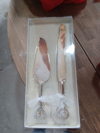 Lillian Rose cake knives, tri chrome heart knife server set.