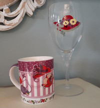 Red Hat Society mug & hand painted crystal wine glass duo