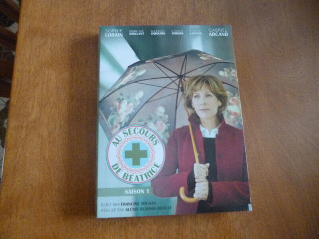 Coffret de 3 DVD Au secours de Béatrice  Saison  1 dans CD, DVD et Blu-ray  à Saint-Hyacinthe