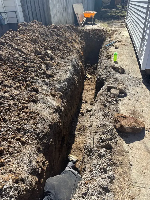 Seasonal snow removal and excavation services63735896512387122